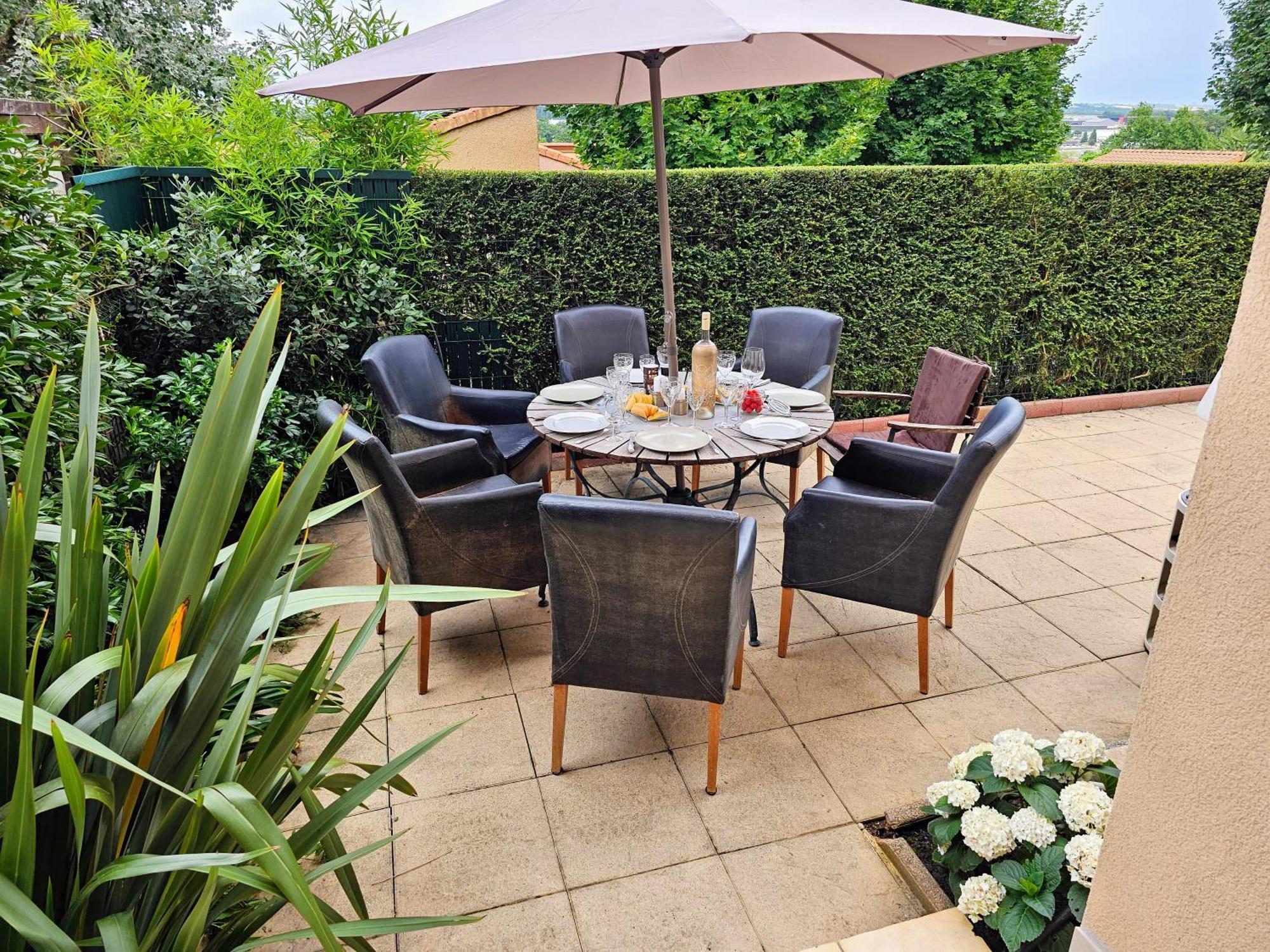 Апартаменты Terrasse De Malissol Вьен Экстерьер фото